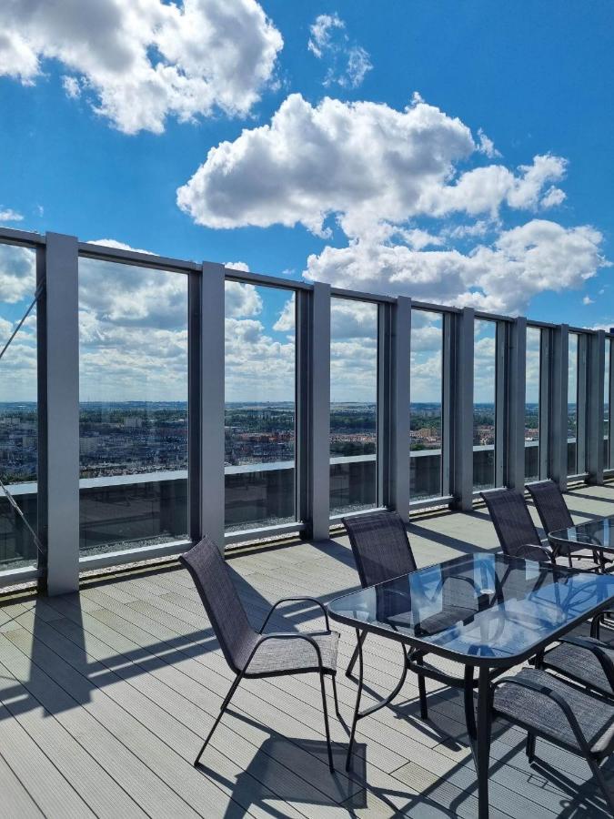 Jbhotels Apartament Premium Hanza Tower ชเตชชิน ภายนอก รูปภาพ